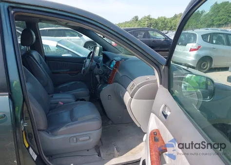 2005 Toyota Sienna Xle/Xle Limited из США, поврежденный, VIN 5TDBA22C75S047393